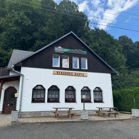 Penzion A Rybarska Basta U Jesetera Jeseník Buitenkant foto